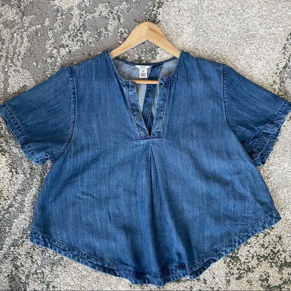 GUESS Denim Top - Picture 3 of 5